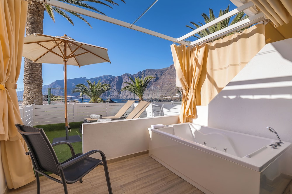 Barcelo Santiago - Adults Only 36/70