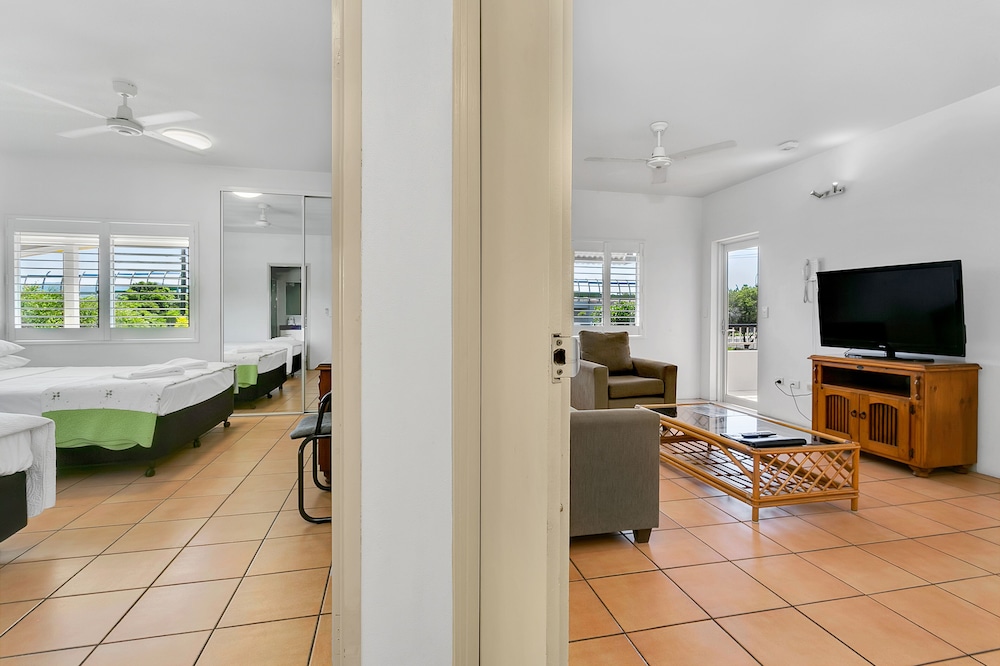 Cairns Reef Apartments Motel 35/71