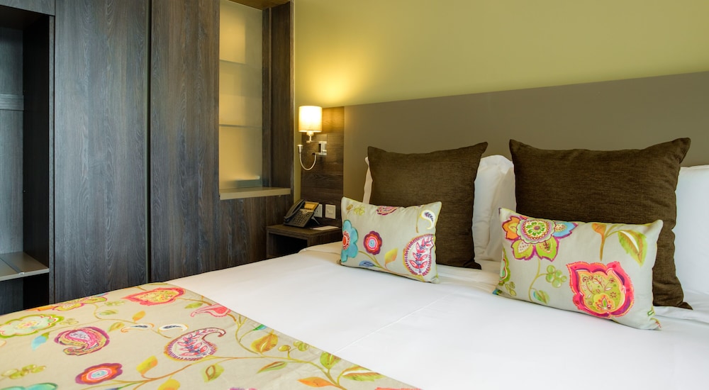 Tamarind Tree Hotel 15/50