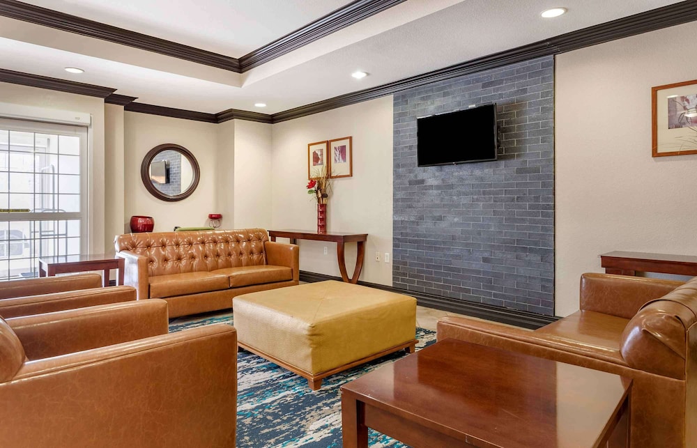 Candlewood Suites Houston Kingwood 37/59