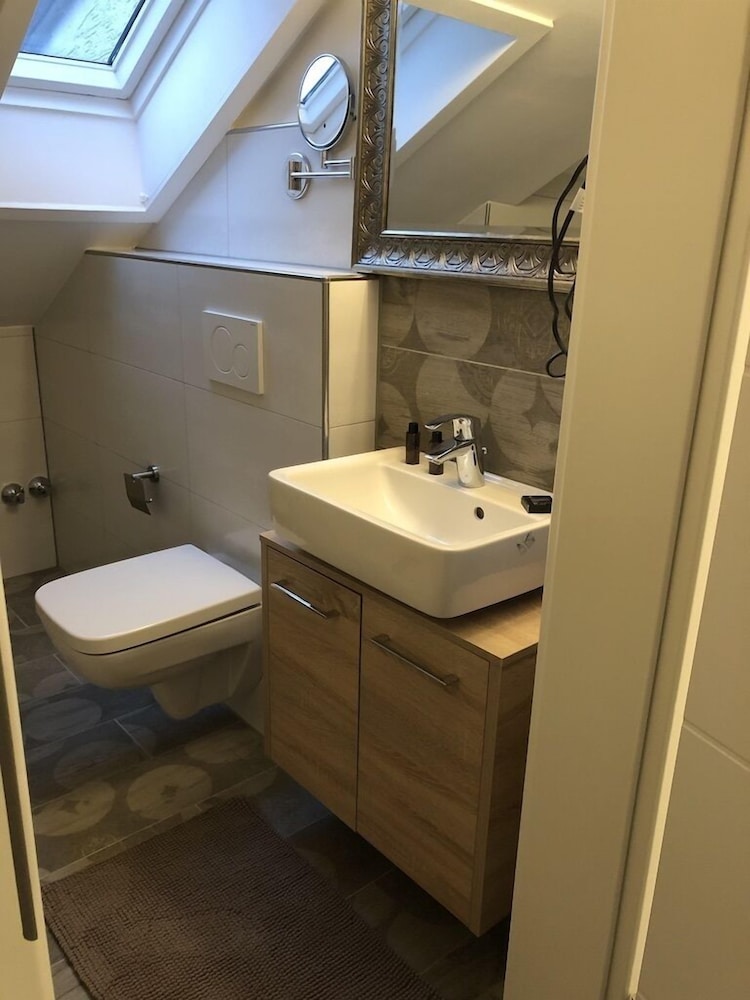 Hotel Athen Kelsterbach Frankfurt Airport 45/50