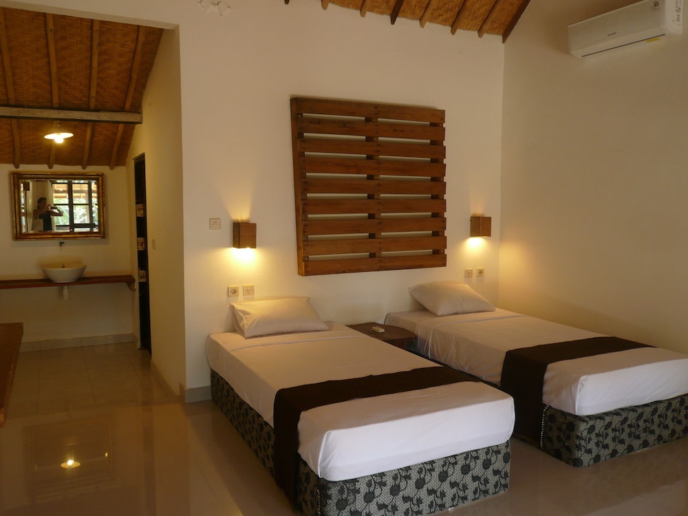 Classic Beach Villas 9/50