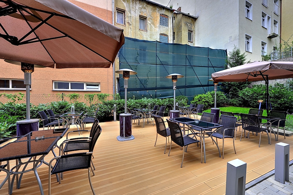 ST JOSEPH ROYAL REGENT SPA & WELLNESS 23/30