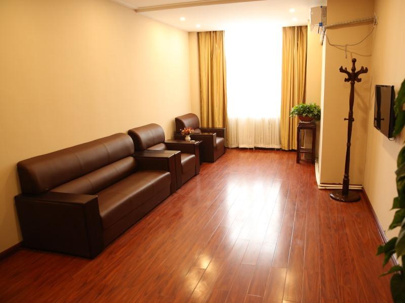 GreenTree Inn Dezhou KangBo Avenue Statium Express Hotel 8/12