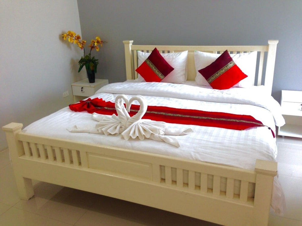 Ananya Residence Service Apartment 9/65
