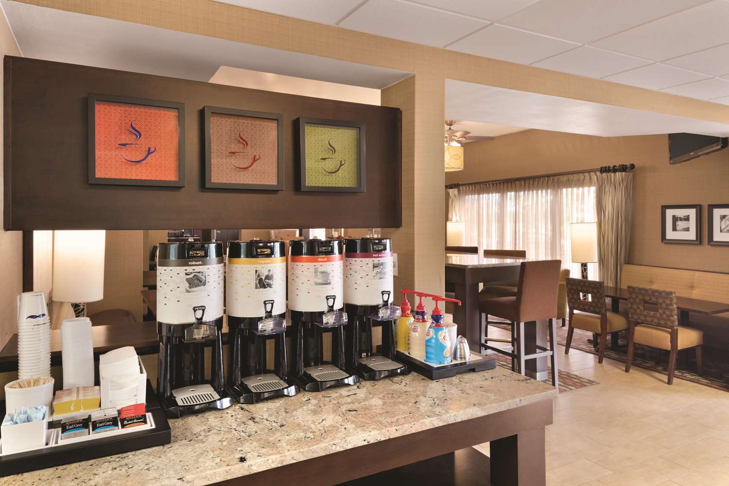 restaurant cafeteria