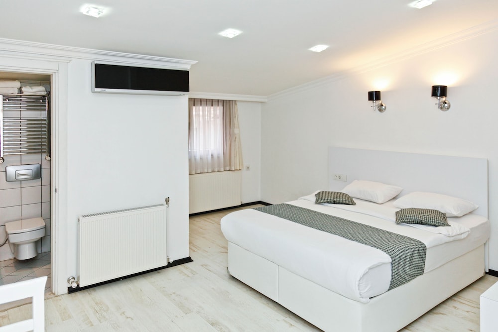 Royal Pera Taksim 23/67