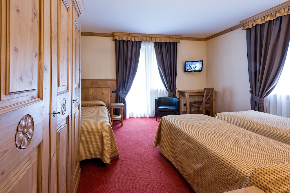 Hotel Crampon 8/69