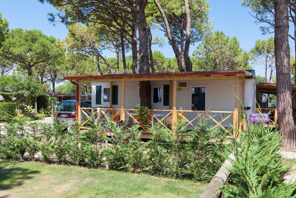 VELA BLU CAMPING VILLAGE 3/67