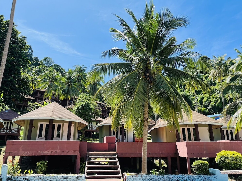 Koh Ngai Resort Ko Ngai 45/50