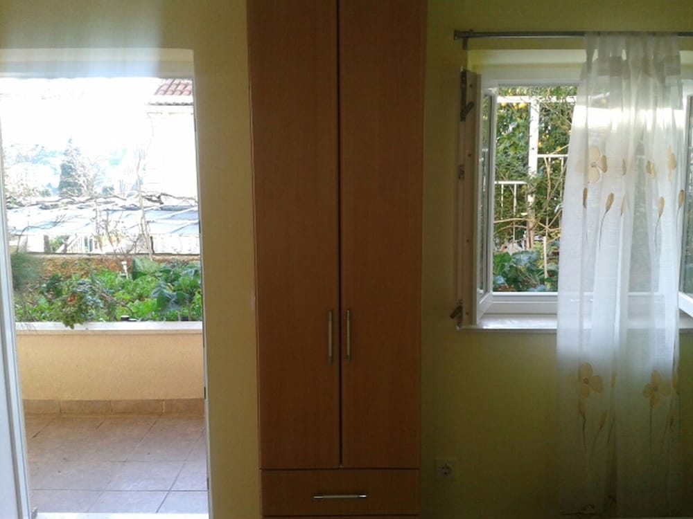 Anna Guesthouse 6/50