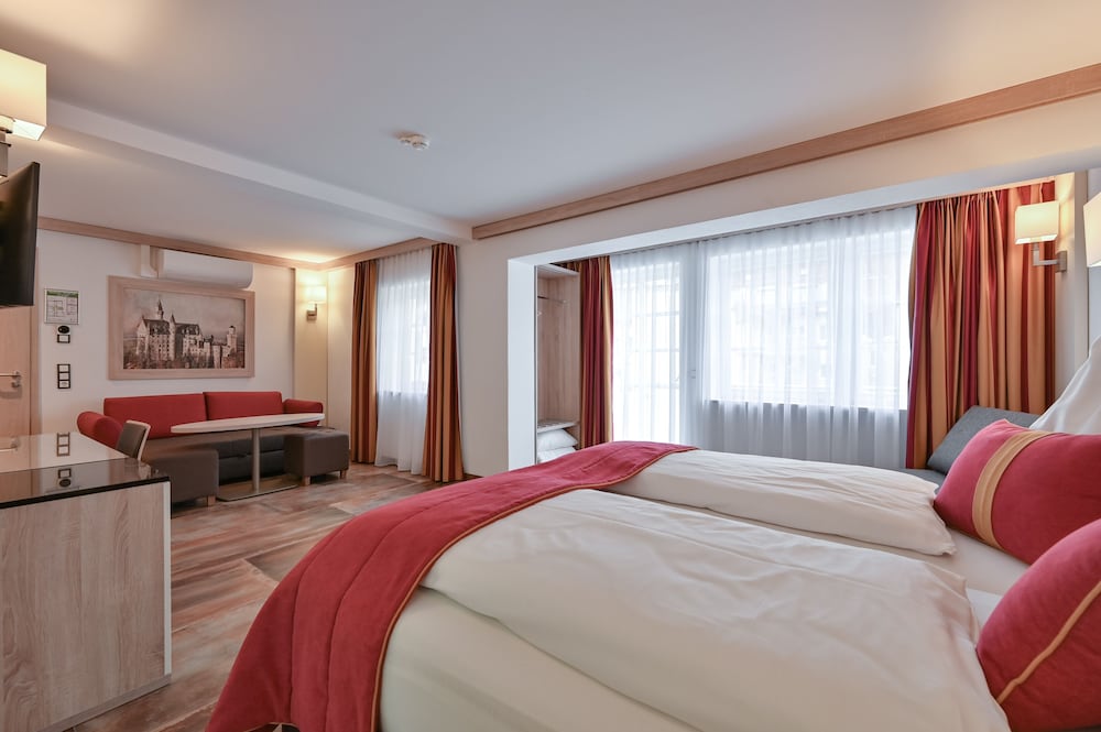 Hotel & Restaurant Ludwigs 25/72