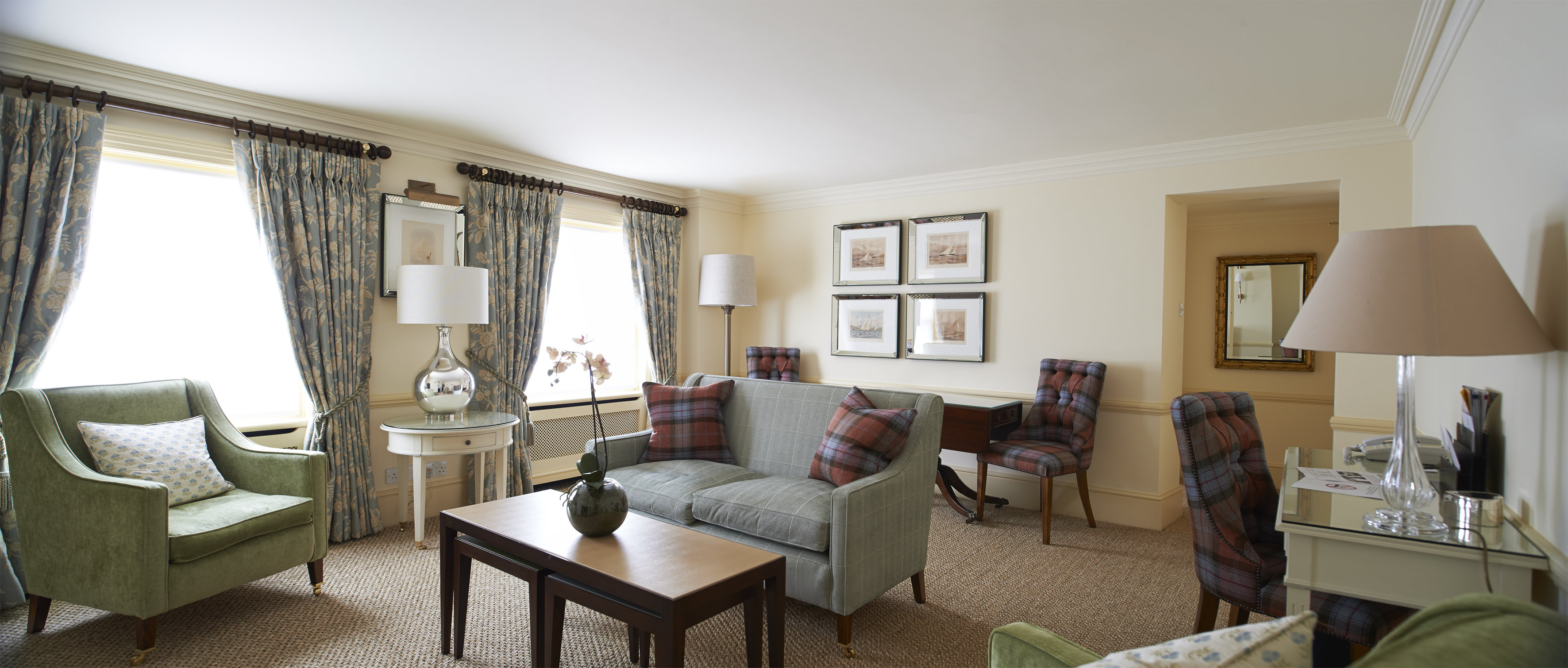 Durrants Hotel 48/58