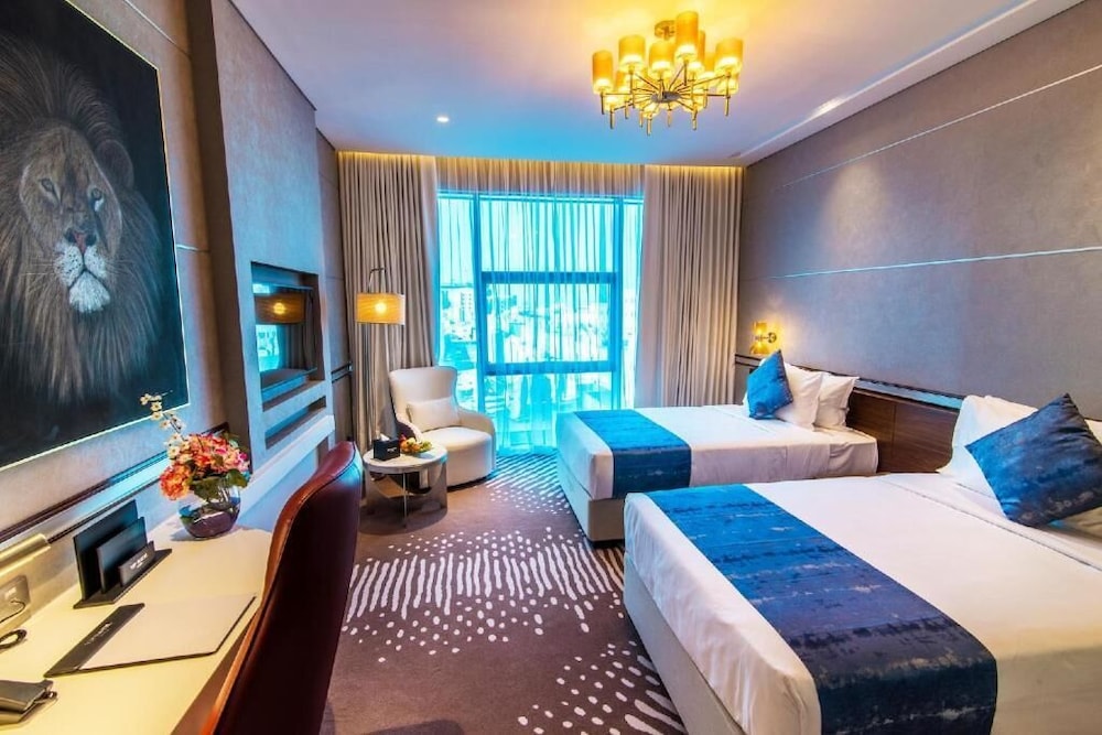 Vip Hotel 30/72