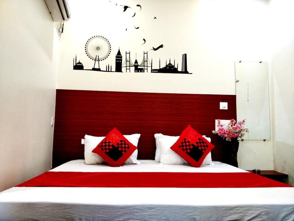 City Hotel 6/42