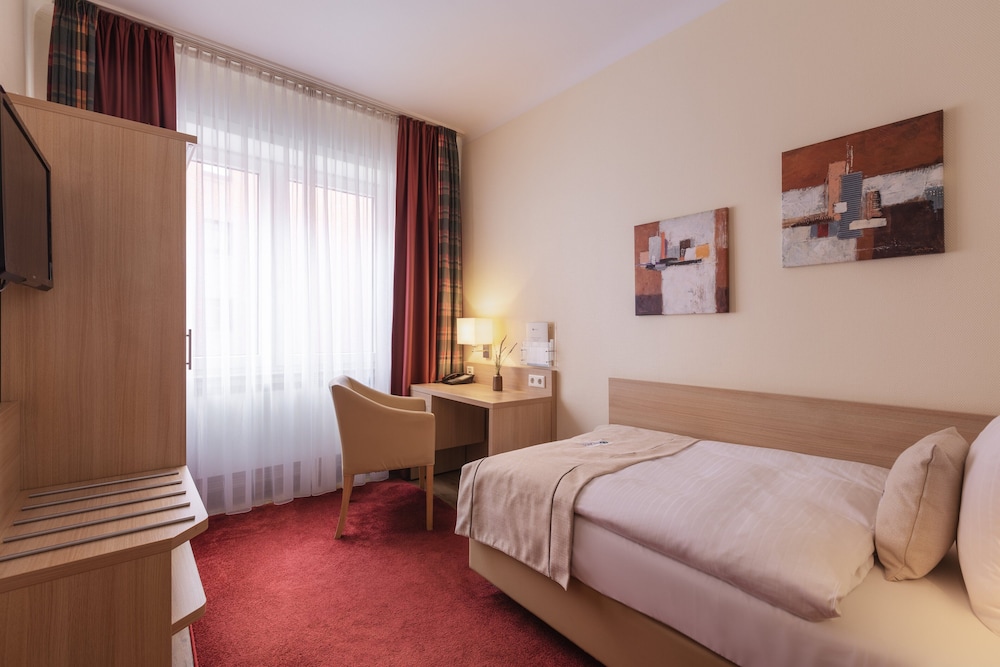 Select Hotel Tiefenthal 11/81