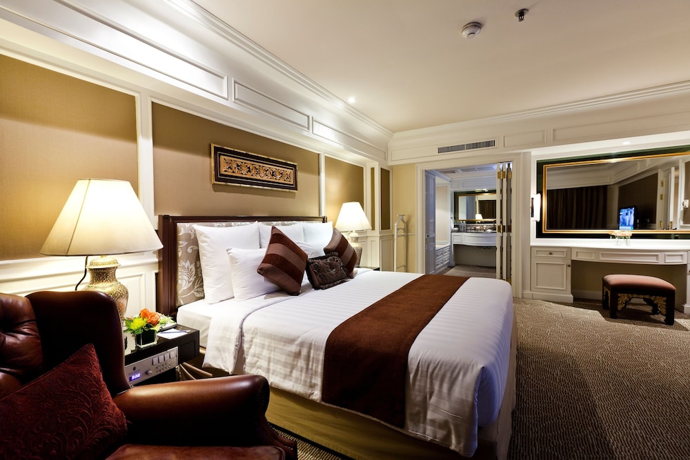 Royal Princess Larn Luang Bangkok Hotel 14/69