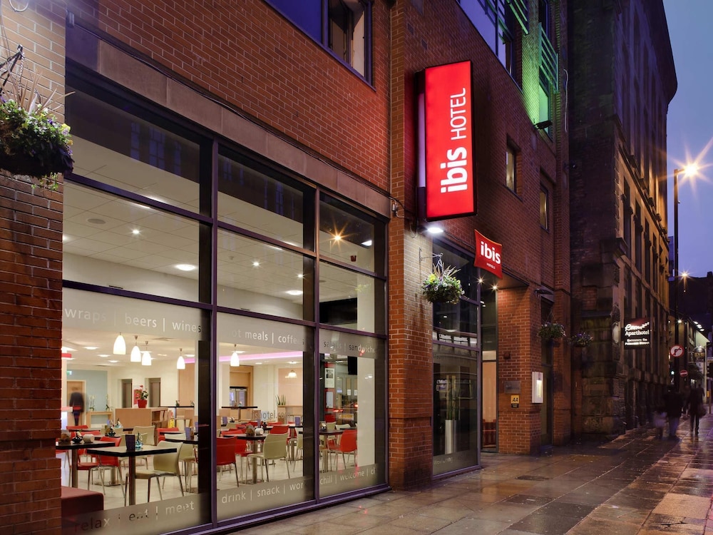 Manchester Centre 96 Portland Street 1/50