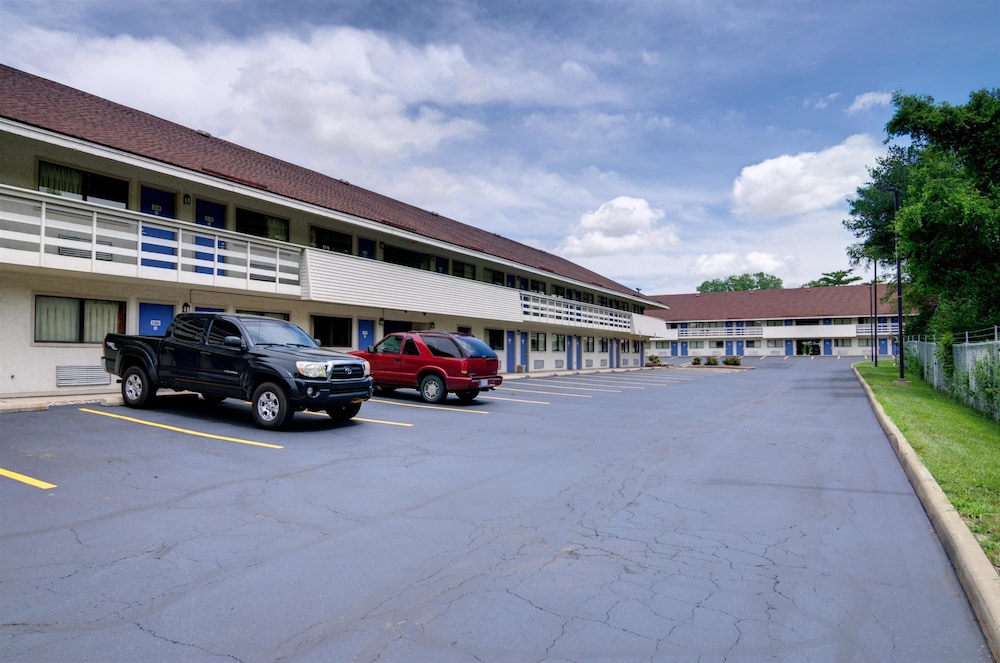 Days Inn by Wyndham Kansas City Northeast 53/65