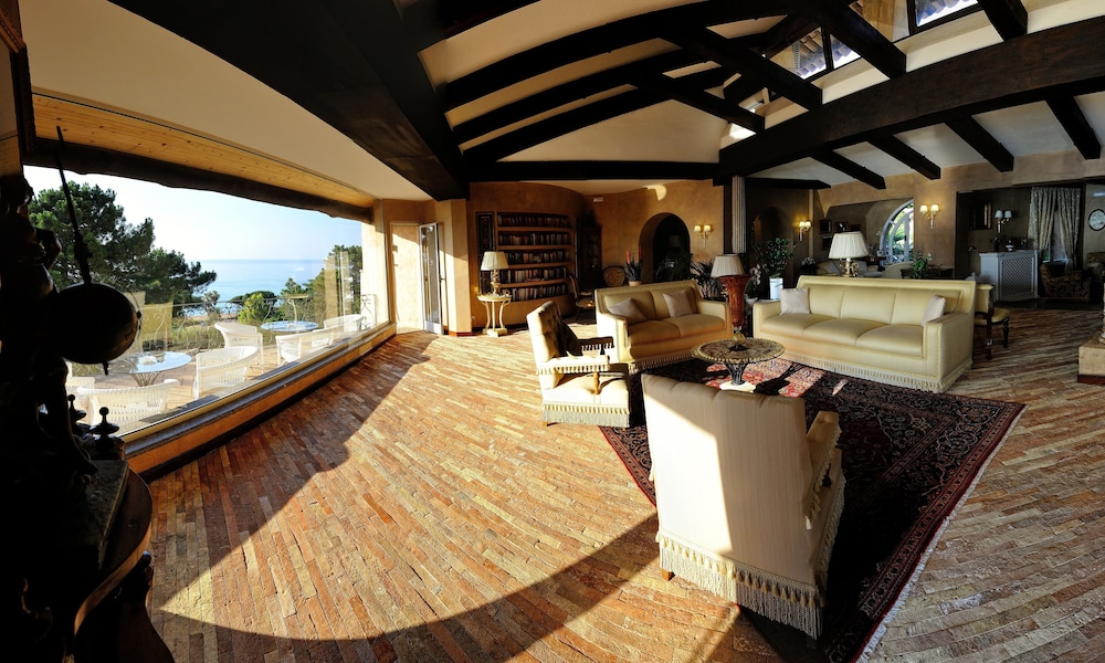 Hotel Porto Pirgos 5/30