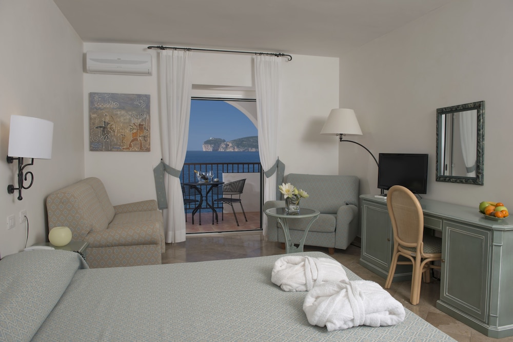 El Faro Hotel 54/73