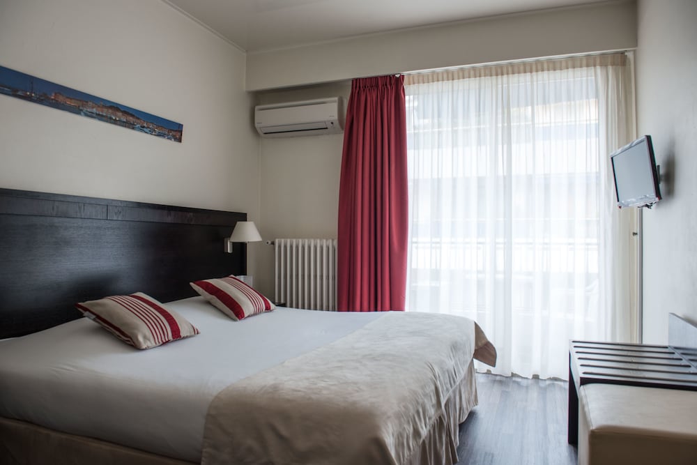 Exclusive Hotel Comte De Nice 10/50
