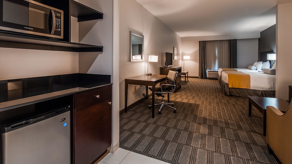Best Western Plus The Hammondsport Hotel 46/51
