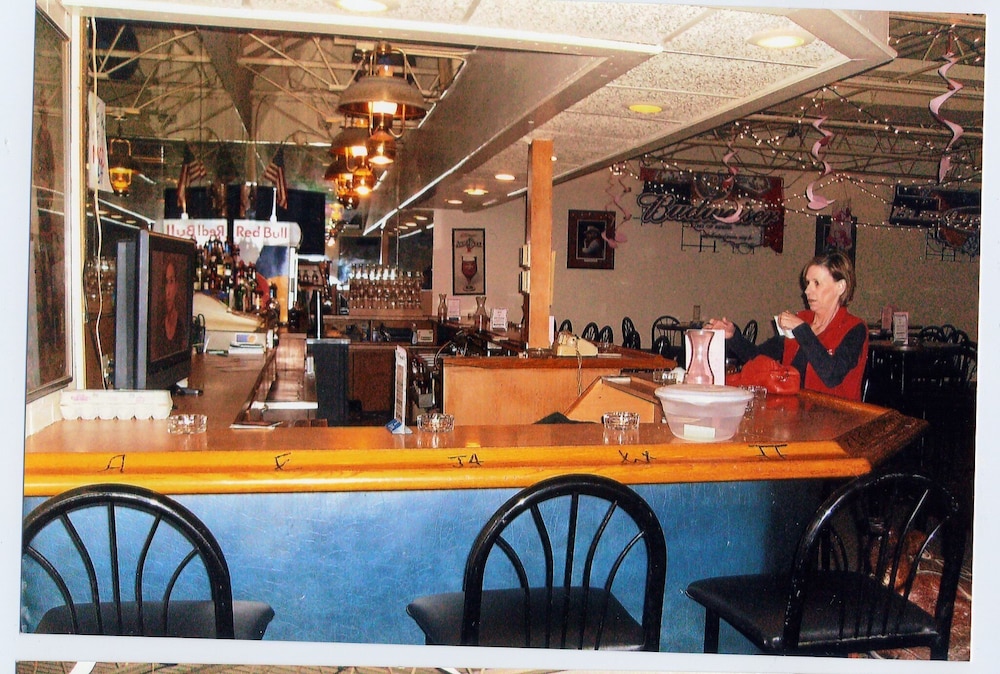 Will Rogers Hotel 29/33