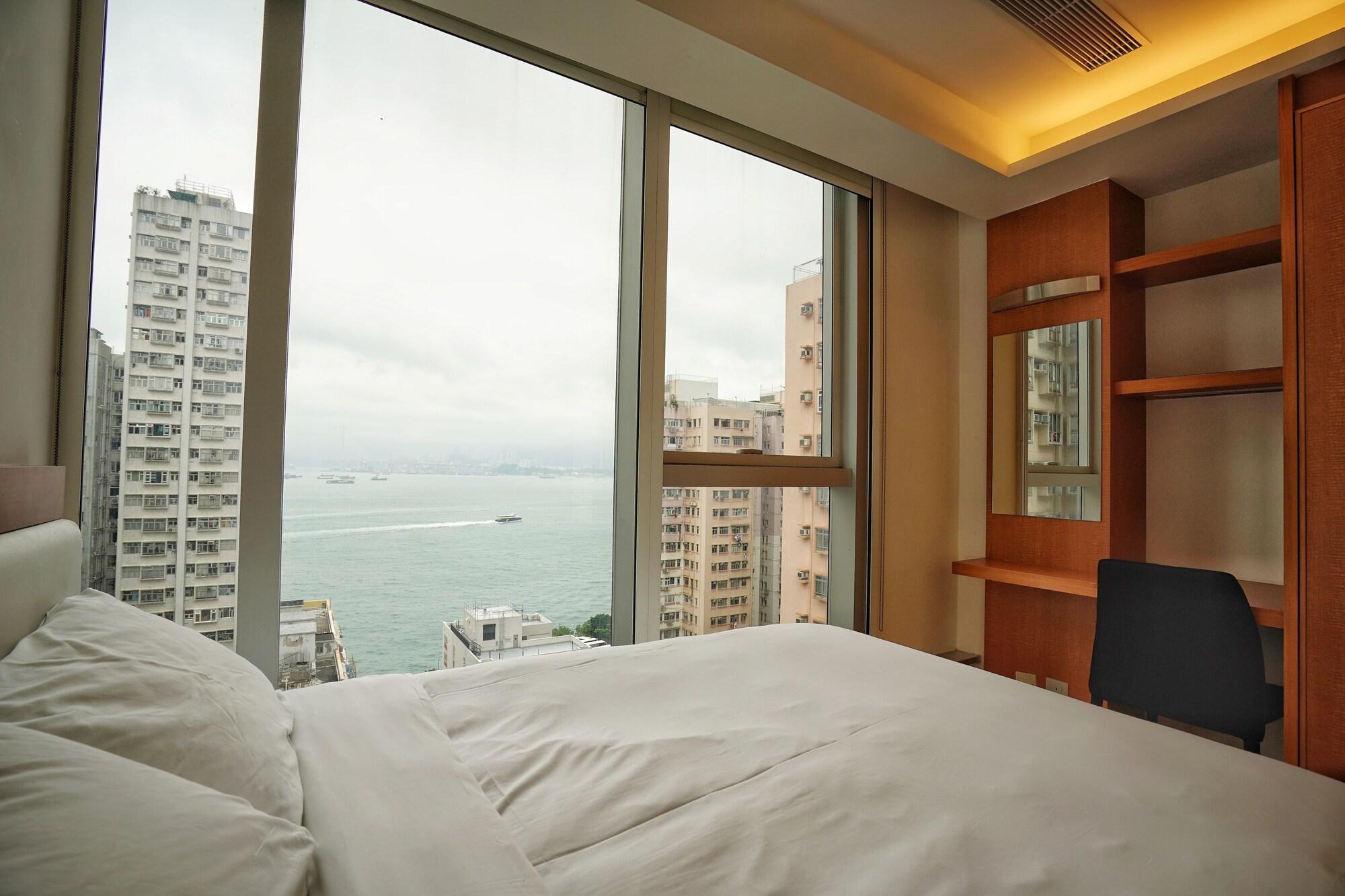 2 Bedrooms, Premier