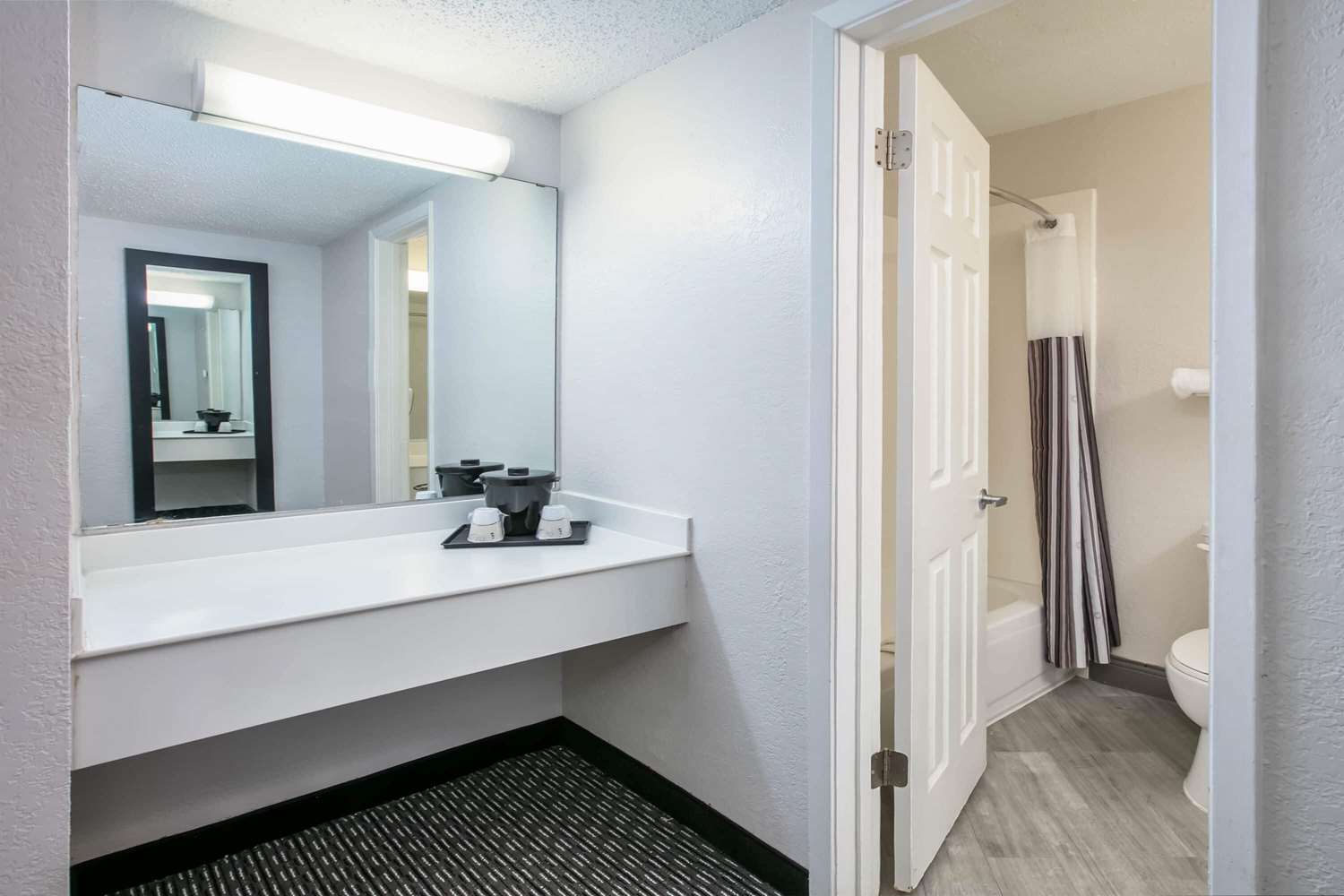 La Quinta Inn by Wyndham Dallas Uptown 30/31