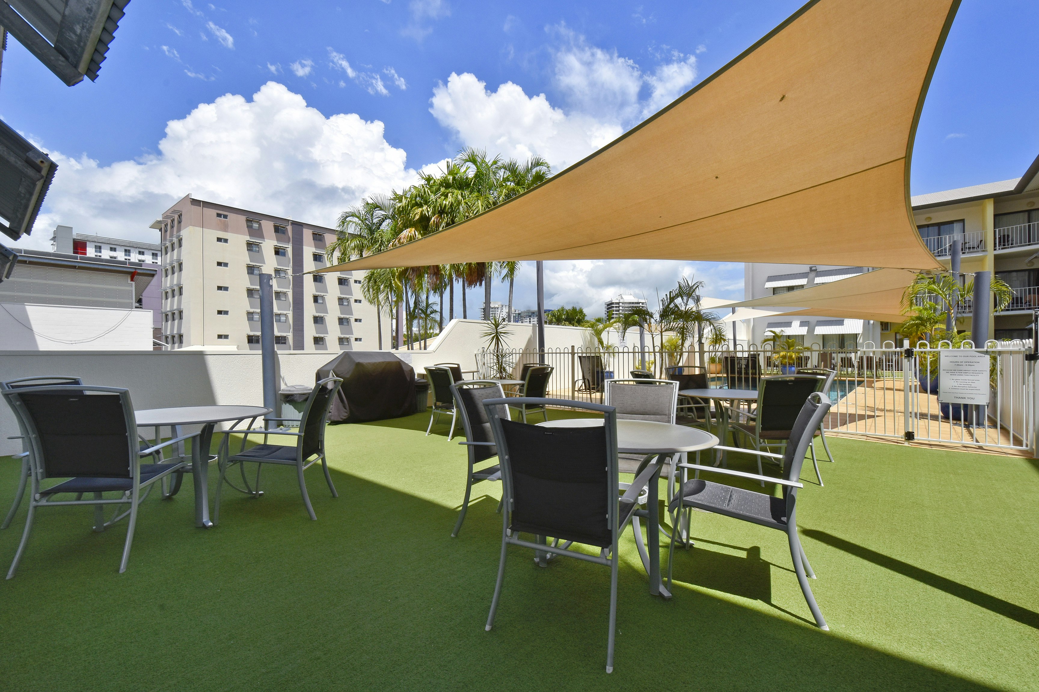 Metro Advance Apartments & Hotel Darwin 17/19