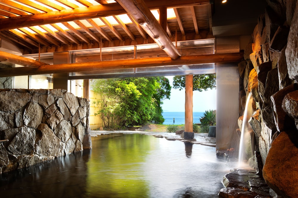 AoAwo Naruto Resort (ex. Renaissance Naruto Resort) 19/50