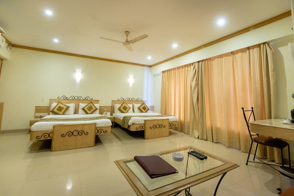 Garden Hotel 30/50