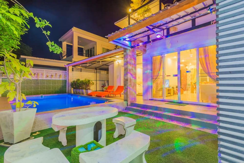 Timeless Pool Villa Huahin 37/39