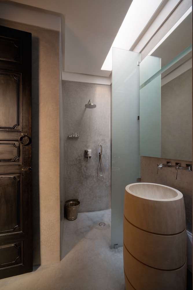 Riad 72 76/76