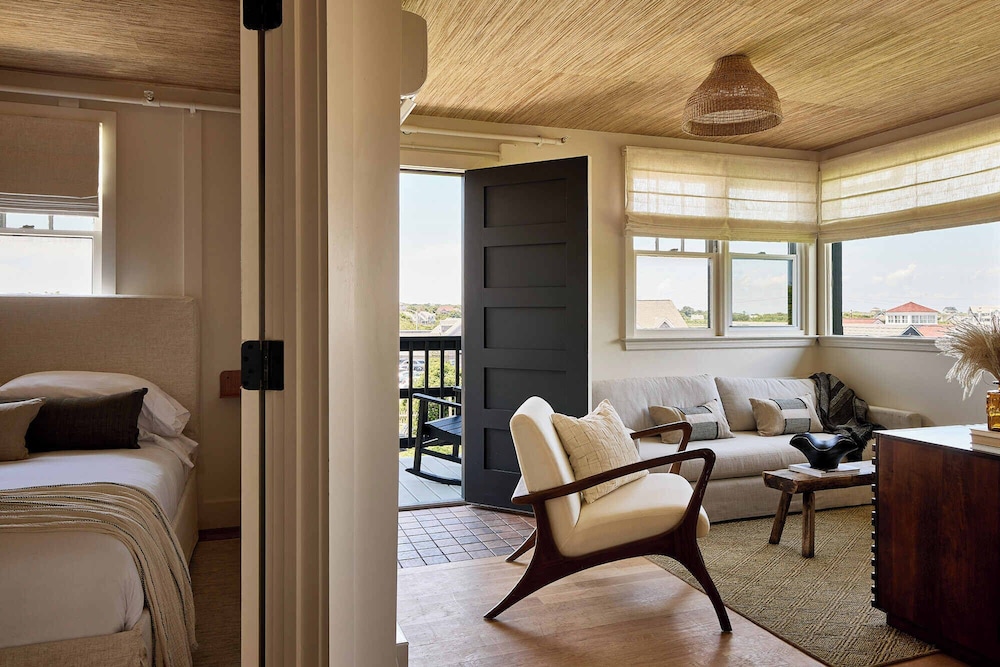 Block Island Beach House 29/50