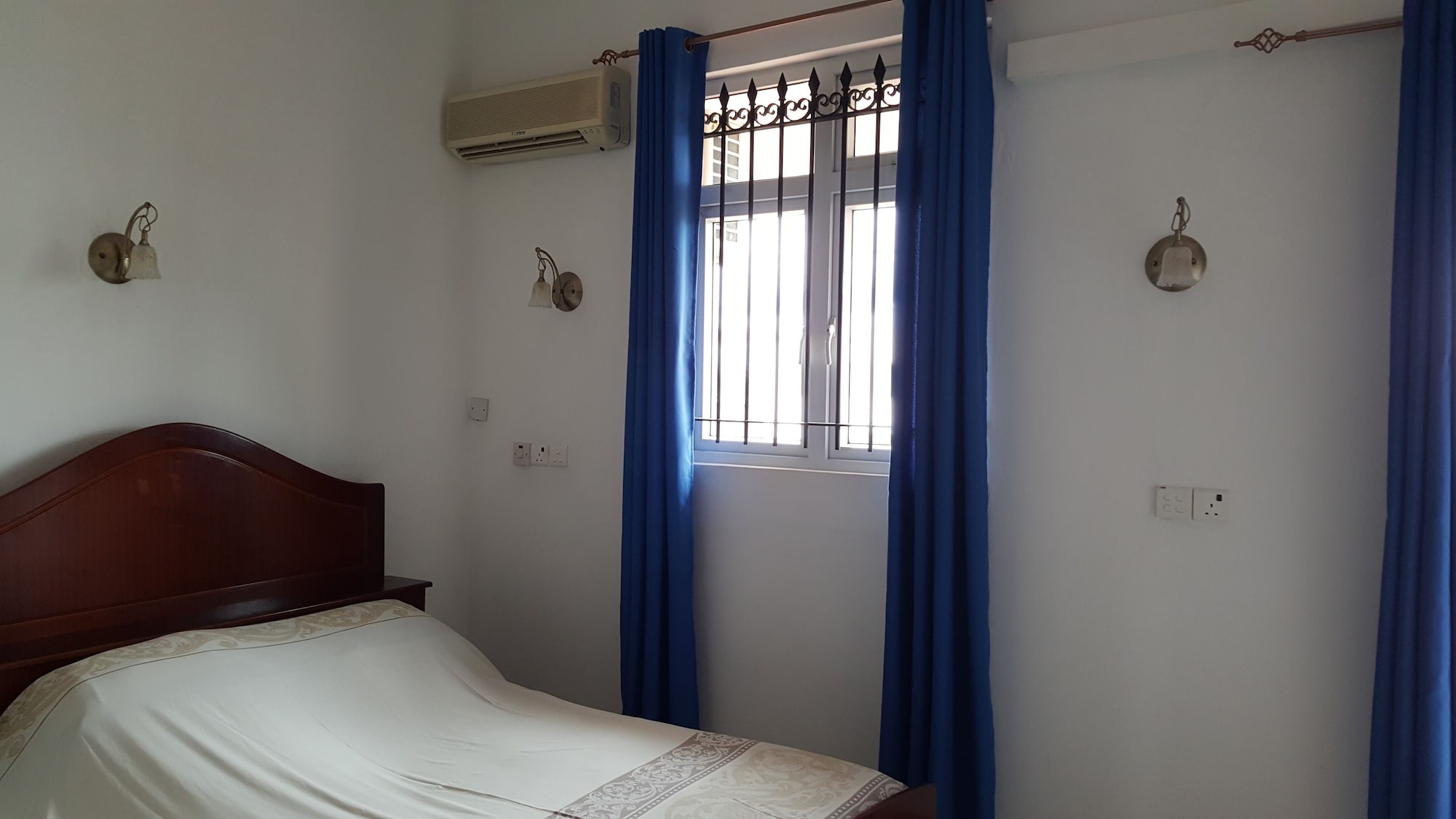 2 BEDROOMS, APARTMENT, BALCONY