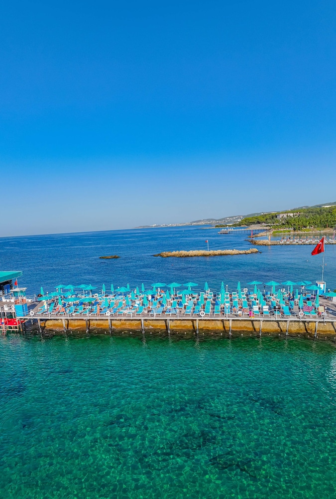 Granada Luxury Beach 45/50
