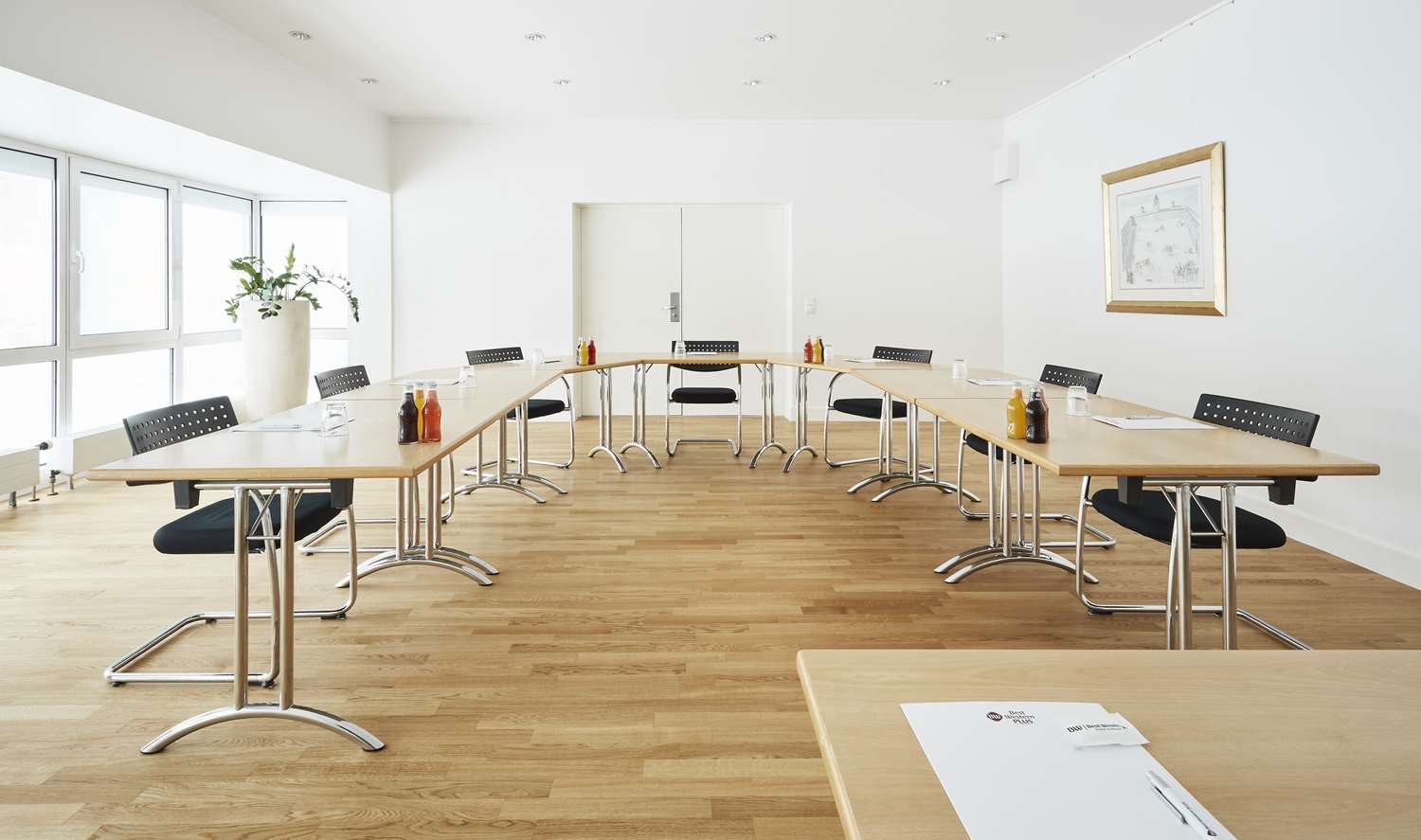 Scotty Emily Hotel Ulm, Sure Hotel Collection by BW 33/38