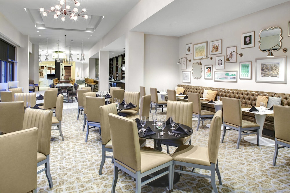 SHERATON MCKINNEY HOTEL 38/54