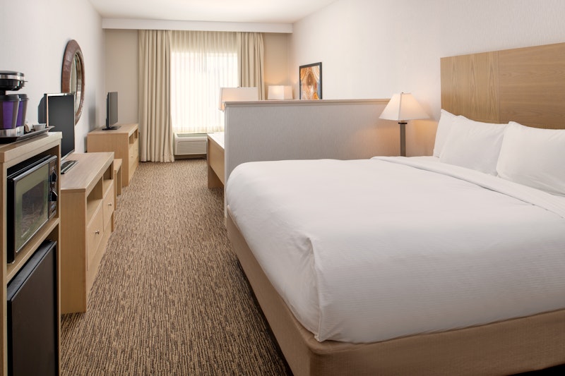 DoubleTree by Hilton Olympia Downtown Capitol District 10/30