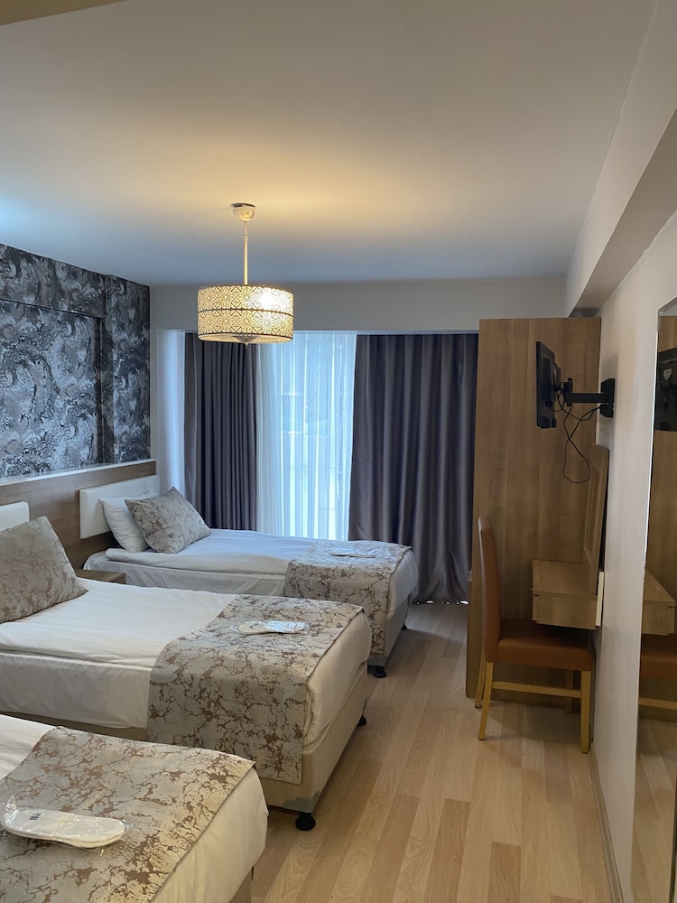 غرفة بسريرين منفصلين، Polanin Hotel Istanbul 4/10