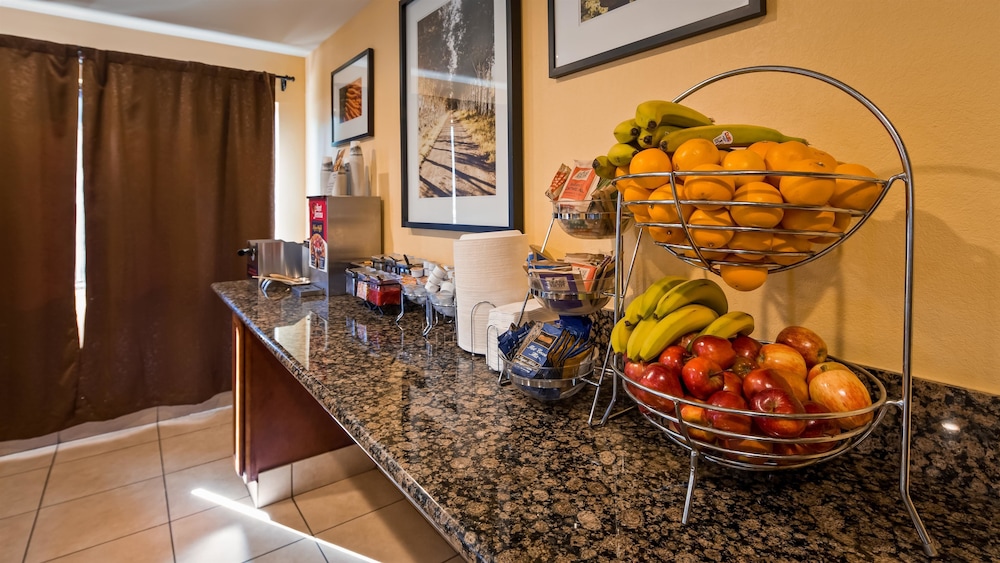 Best Western Amador Inn 46/63