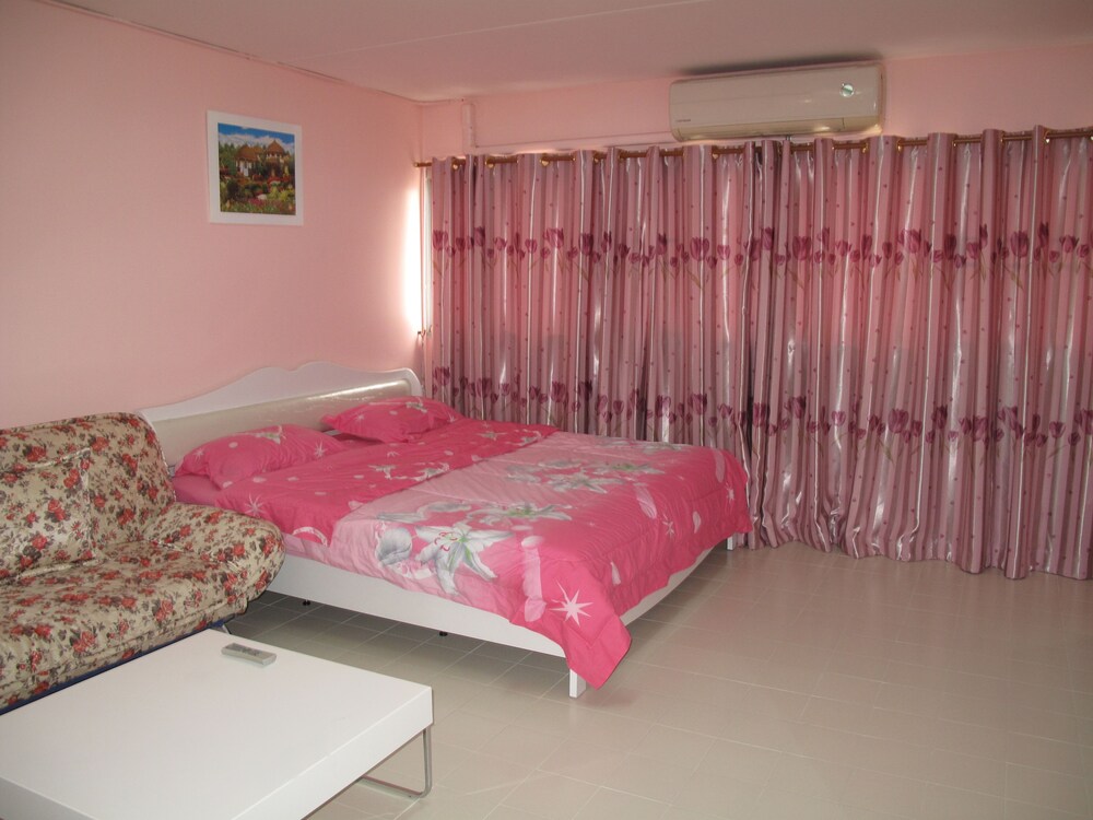 غرفة قياسية بسرير مزدوج، Sk Muangthongthani Apartment 2/4