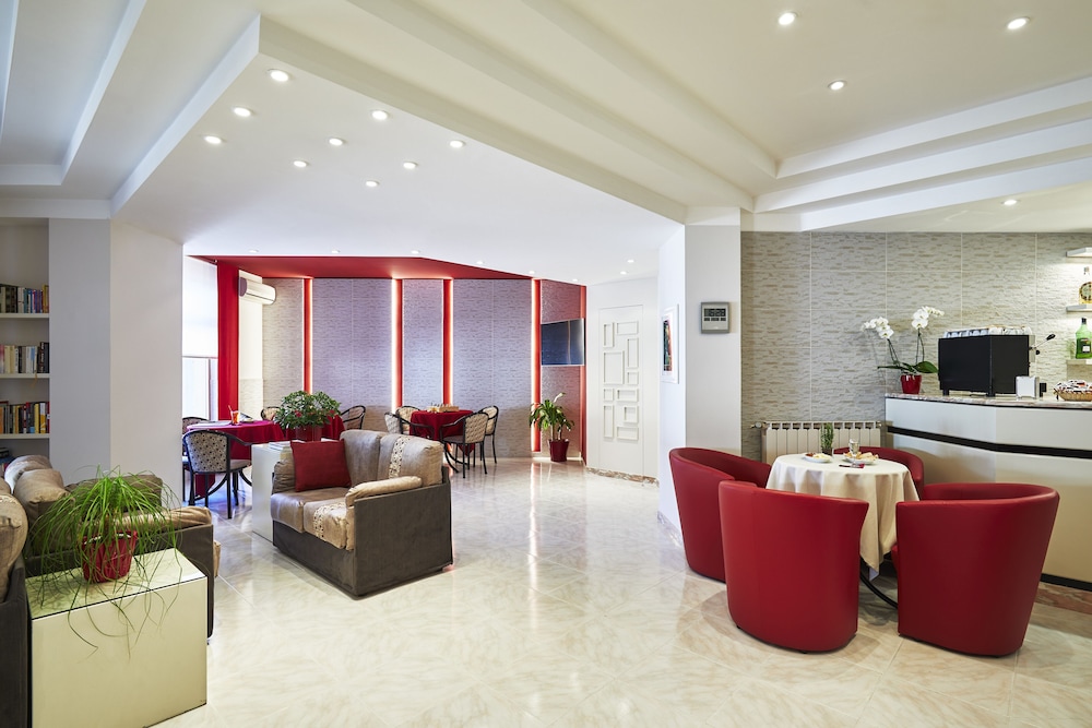 Hotel Santa Caterina 10/24