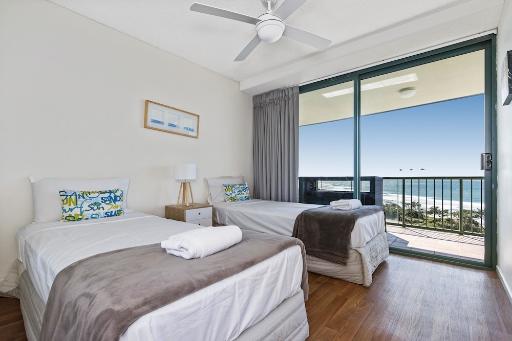 KEY LARGO MAROOCHYDORE 9/72