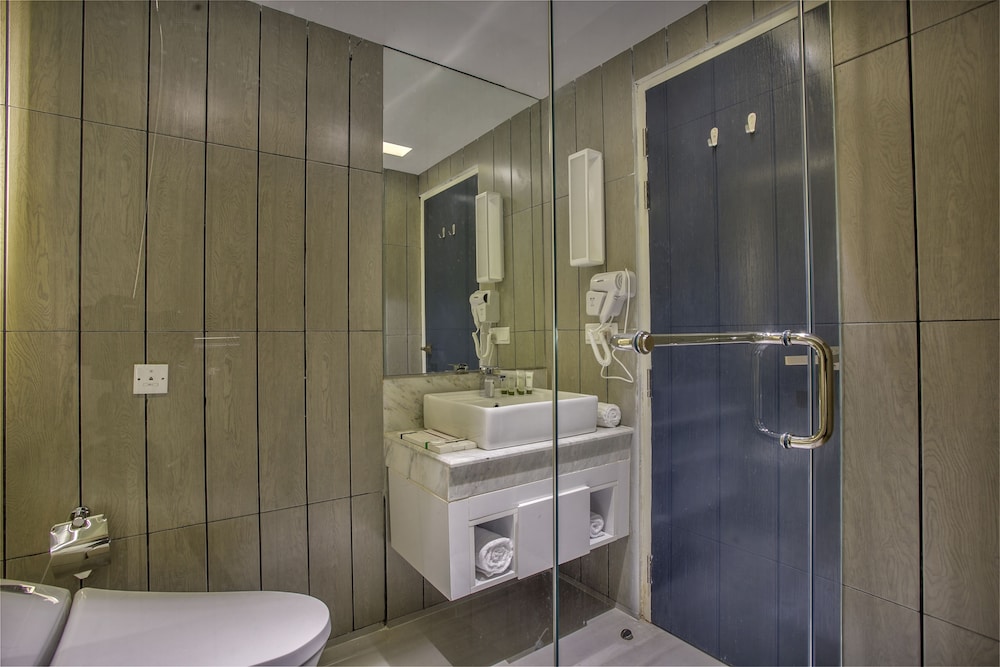 GRACE 21 SMART HOTEL 7/48
