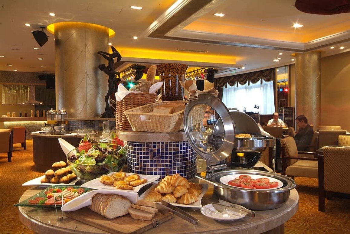DIJING Hotel Shanghai 17/19