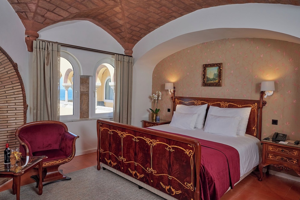 JUNIOR, DOUBLE BED, OCEAN VIEW, BALCONY