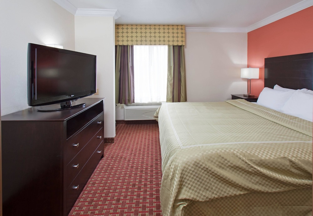 Americinn By Wyndham Johnston Des Moines 10/41